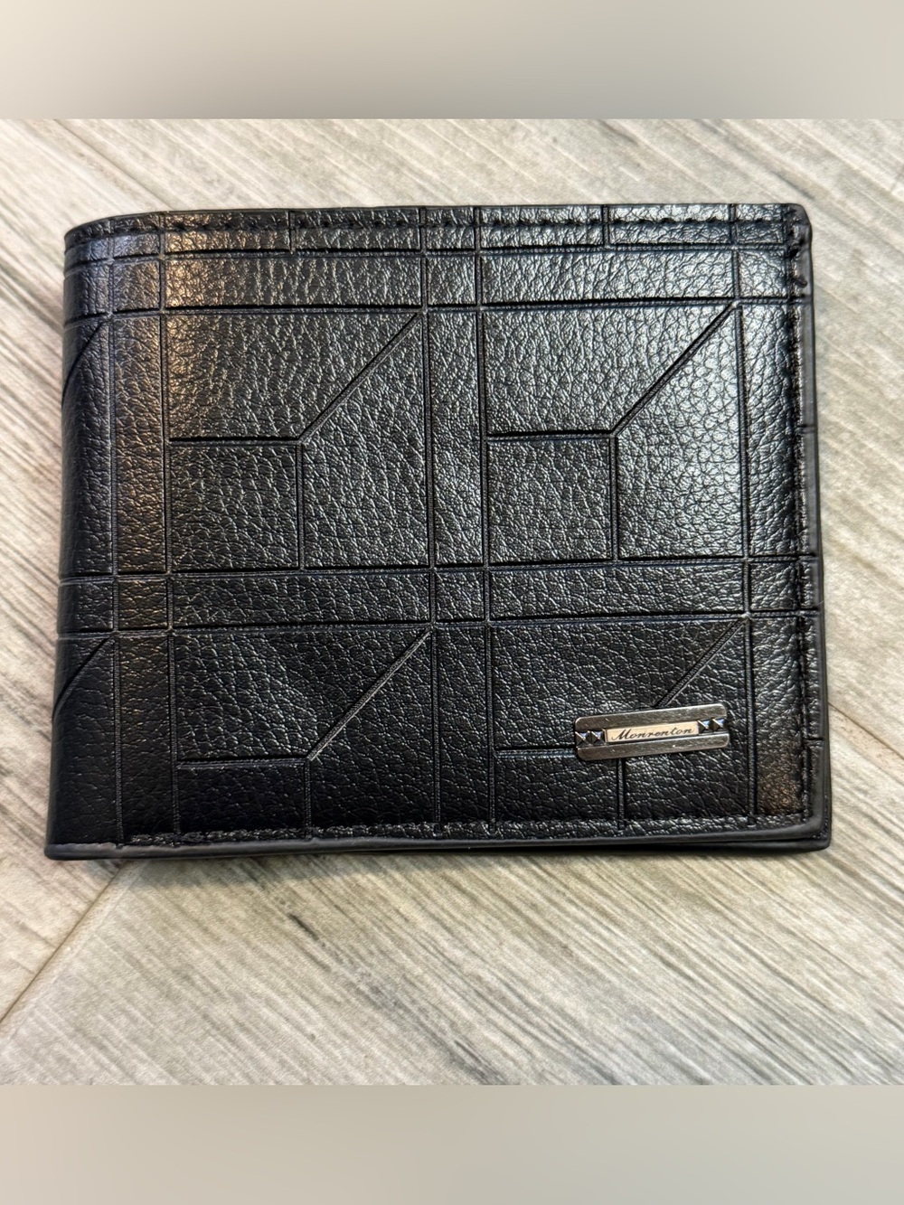 Men's Black Bifold Wallet Geometric Line Pattern Metal Accent ID Window Card